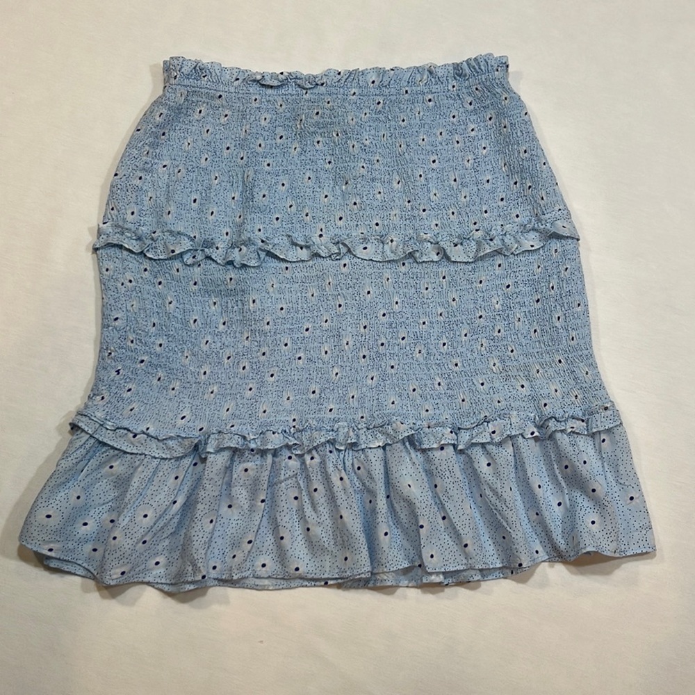 URBAN OUTFITTERS blue ruffled smocked skirt medium